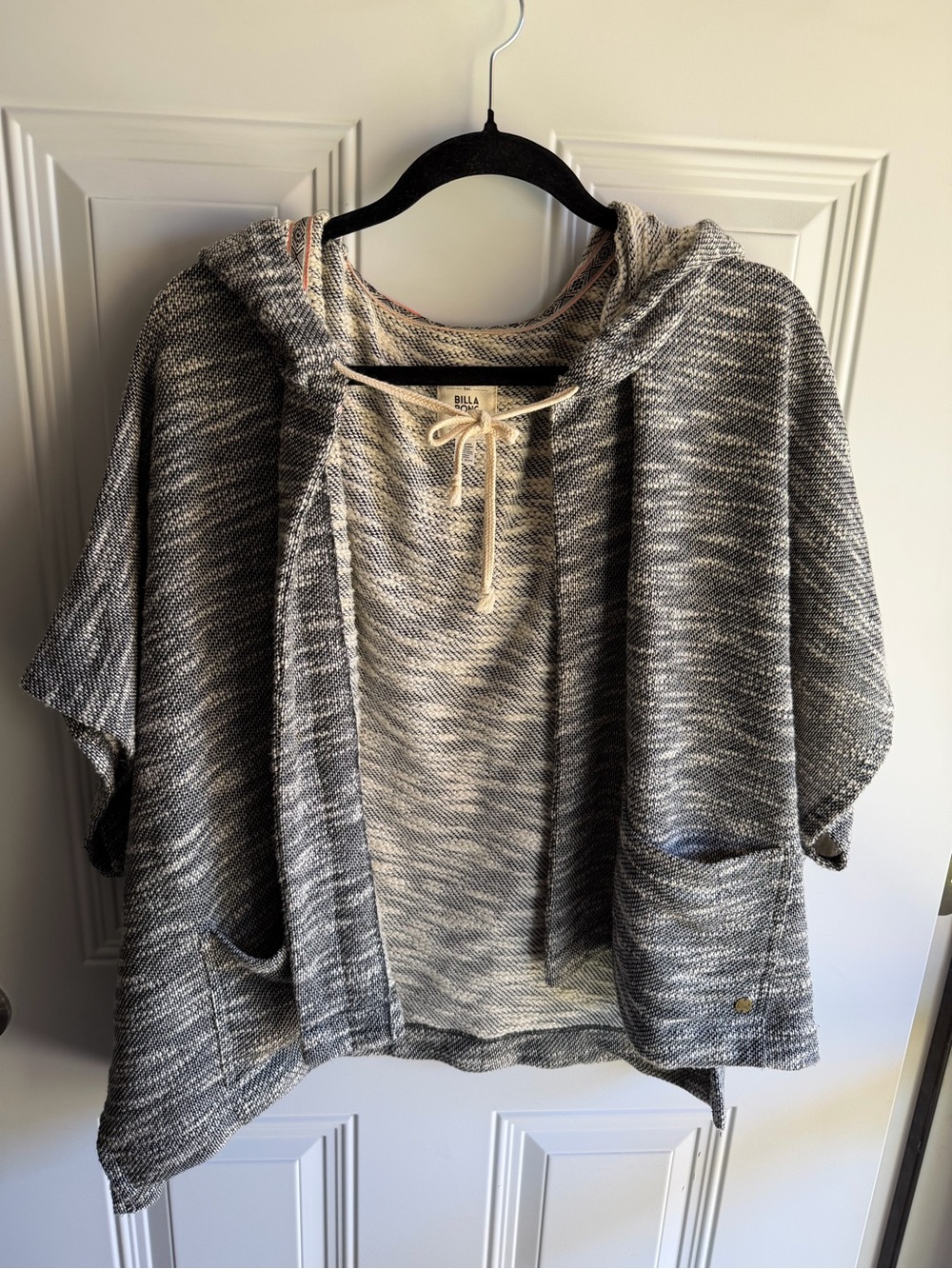 Billabong women's hooded open-front cardigan poncho size S/M